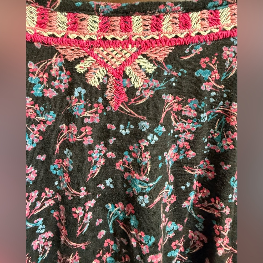 Lucky Brand Plus Black and Pink Embroidered Tunic - Picture 8 of 11